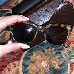 super cute gucci sunglasses